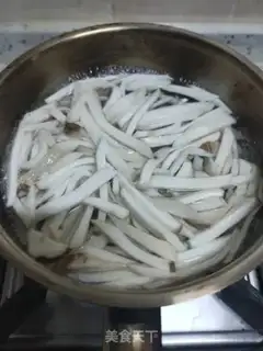 Make ♪ ♪ A blue, fried, abalone ♪ step 3