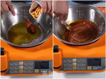 Make Favorite curry potatoes step 1