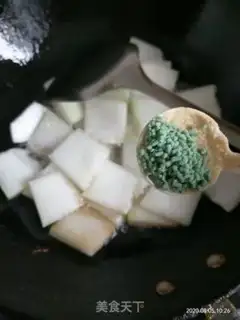 Make Clear the winter melon step 3