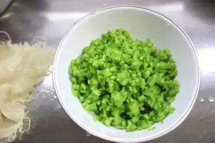Make Pork greasy dumplings step 7