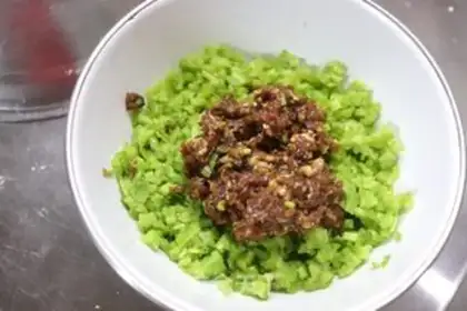 Make Pork greasy dumplings step 8