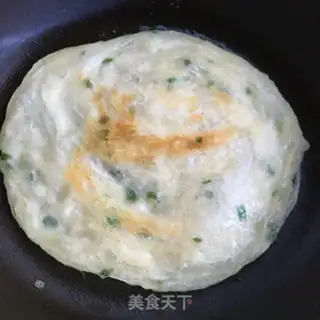 Make Open egg grab cake step 2