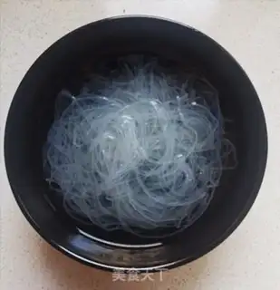 Make Garlic fans steamed golden needle mushrooms step 1