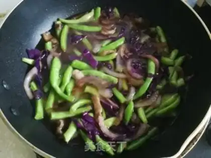 Make Lavender blue bean horn step 7