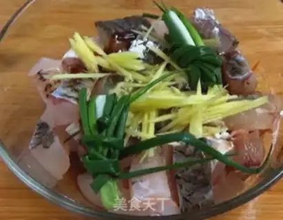 Make Spicy fish step 0