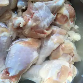 Make Red fried chicken wings and potatoes step 1