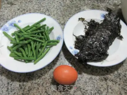 Make Eggs and pickles step 0