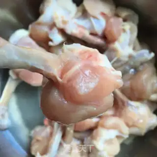 Make Red fried chicken wings and potatoes step 2