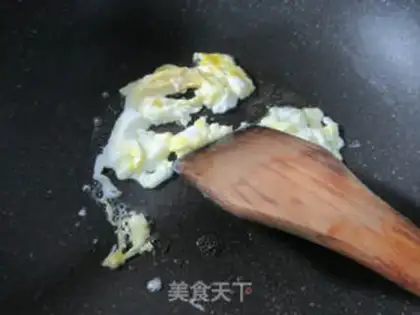 Make Eggs and pickles step 2
