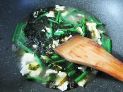 Make Eggs and pickles step 6