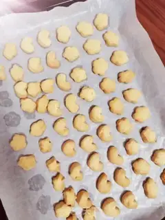 Make White chocolate cookie step 7