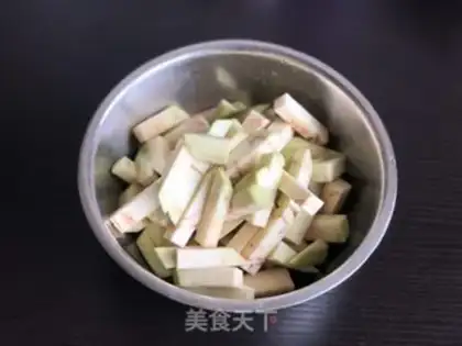 Make Quick-hand pork and eggplant step 0