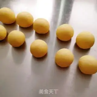 Make Pumpkin butterflies step 4
