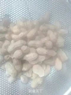 Make Water for salt peanuts step 6