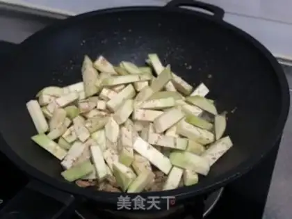 Make Quick-hand pork and eggplant step 4