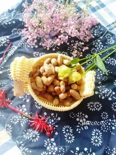 Make Water for salt peanuts step 8