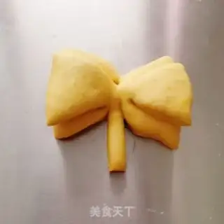 Make Pumpkin butterflies step 8