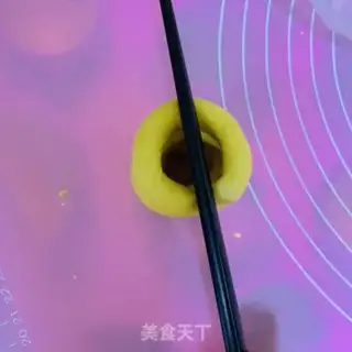 Make Pumpkin buns step 5
