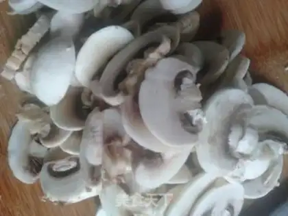 Make Fry mushrooms step 1