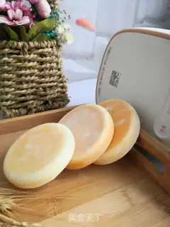 Make Pumpkin butterflies step 15