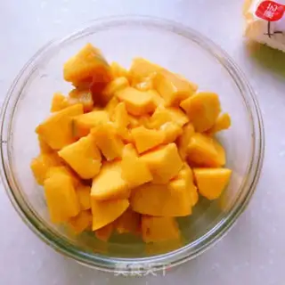 Make Mango Snow Mai step 2