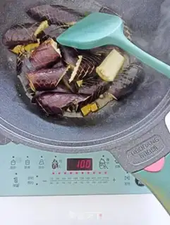 Make Red pork and eggplant step 4