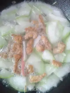 Make Sour melon soup step 6