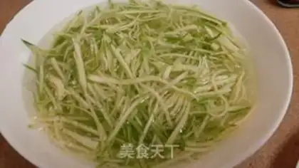 Make Garlic on the sauce step 1