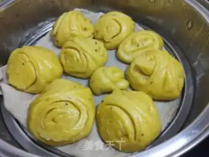 Make Pumpkin rolls step 17