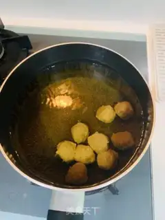 Make Fresh potato powder step 1