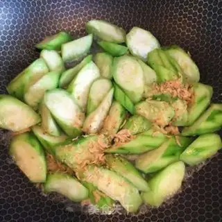 Make Eggs, shrimp, silk step 5