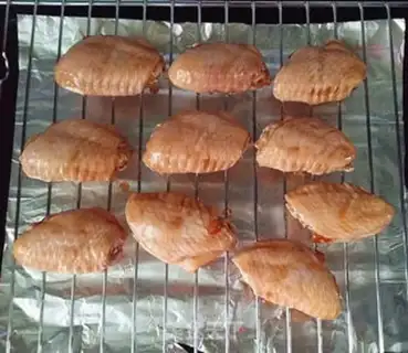 Make Bronco-cracker wings step 4