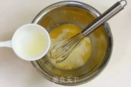 Make Vanilla Lemon Madeleine step 3