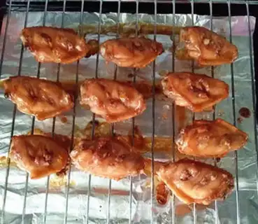 Make Bronco-cracker wings step 7