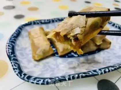 Make Spring rolls step 5