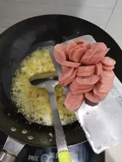 Make Hot dog corn fried rice step 4