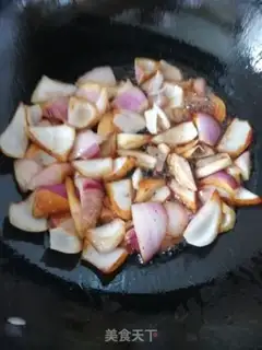 Make Seafood mushrooms fried bitter melons step 7