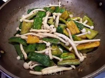 Make Seafood mushrooms fried bitter melons step 8