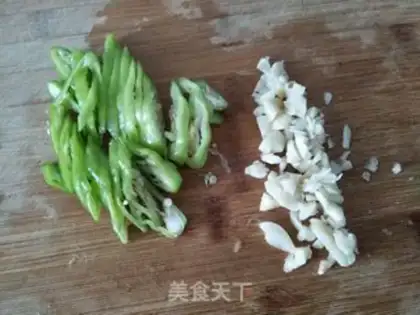 Make Autumn fried meat step 3