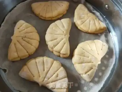 Make Pumpkin loaf step 18