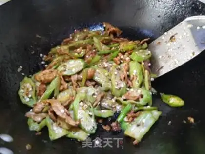 Make Autumn fried meat step 5