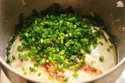 Make Fried onions step 1