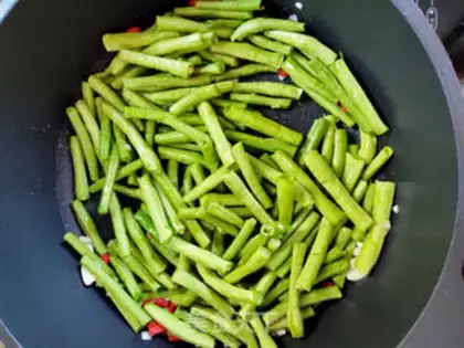 Make Shrimp soybeans step 3