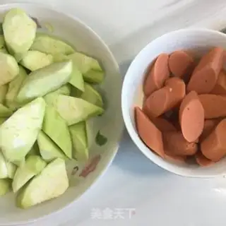 Make Onions mixed with hand noodles step 11
