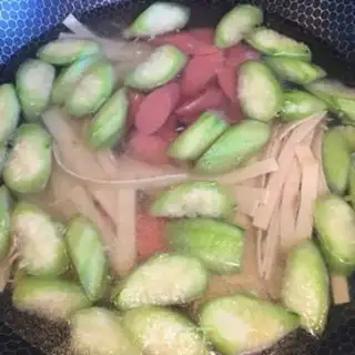 Make Spade bean and ham soup step 4