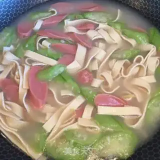Make Spade bean and ham soup step 6