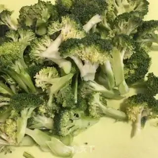 Make Roast chicken cactus burns broccoli step 0