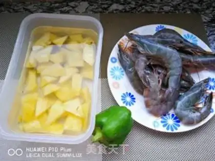 Make Pineapple shrimp balls step 0