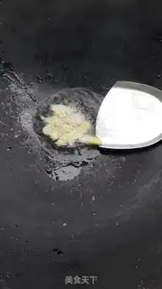 Make Five flowers and a grub step 4