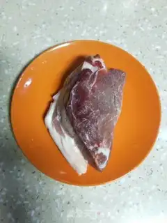 Make Tea mushrooms, red meat step 2